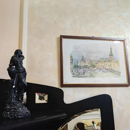 Chaplin Apartment