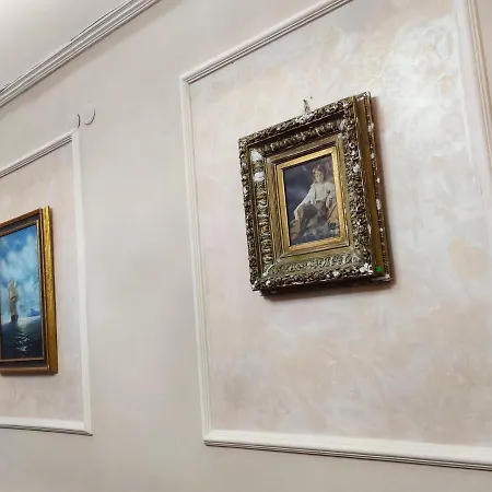 Chaplin Apartment