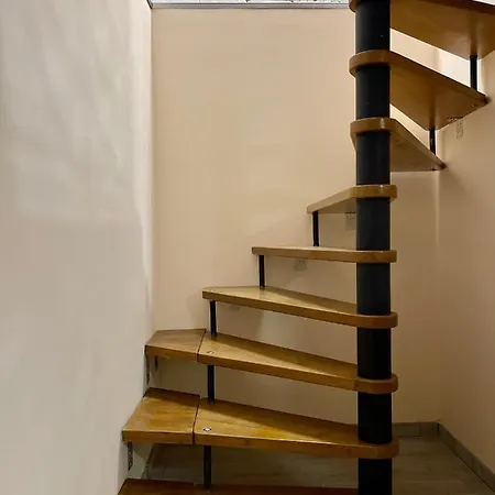 Chaplin Apartment