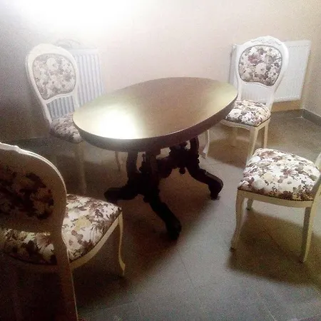 Chaplin Apartment